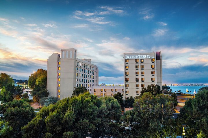 Hotel 2 of 74