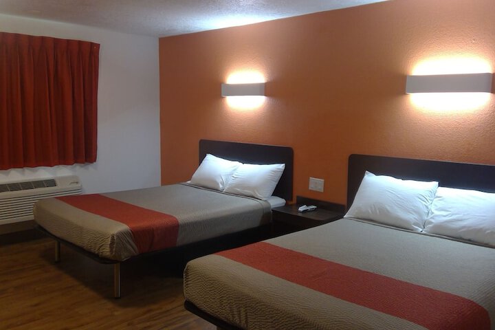 Room 26 of 36