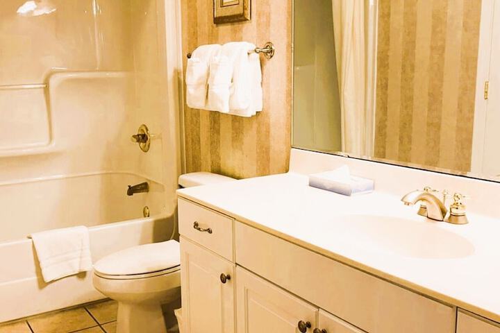 French Quarter Resort