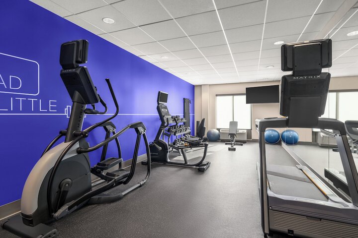 Holiday Inn Express & Suites Hagerstown by IHG