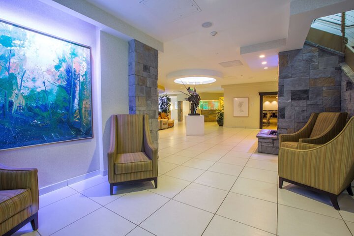 Hotel Interior 9 of 71