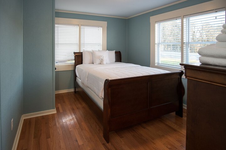 Room 33 of 119