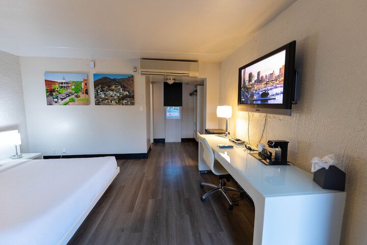 Room 22 of 52