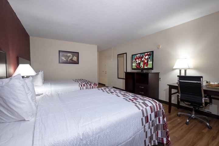 Room 15 of 33