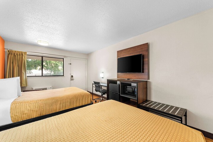 Room 22 of 41