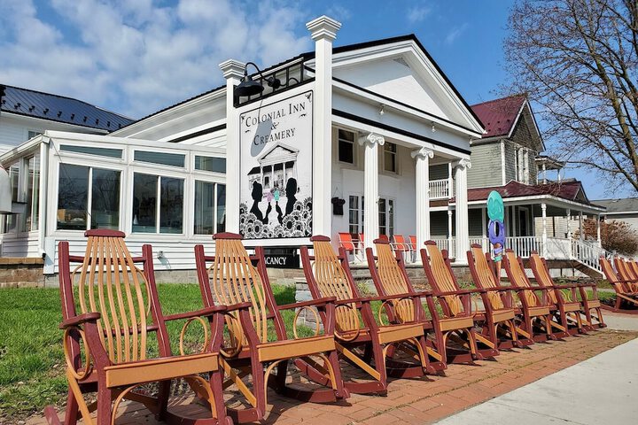 Colonial Inn & Creamery