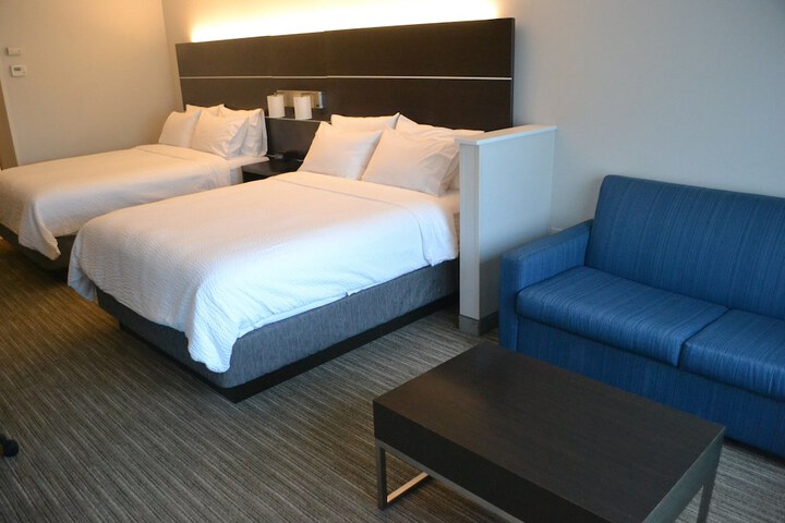 Holiday Inn Express & Suites Hood River by IHG
