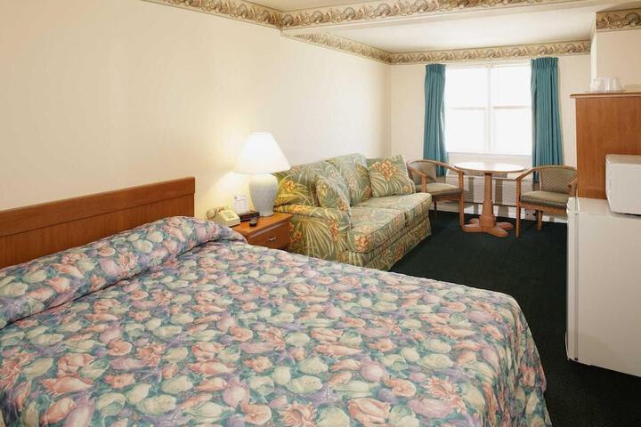 Room 108 of 167