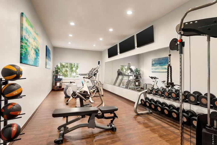 Health and Fitness 50 of 54