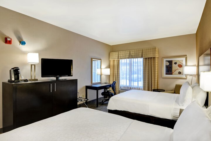 Room 16 of 65