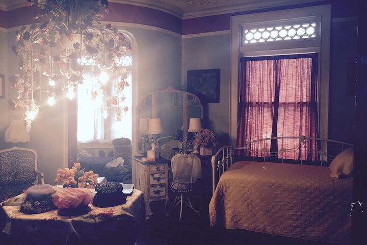 Room 26 of 34