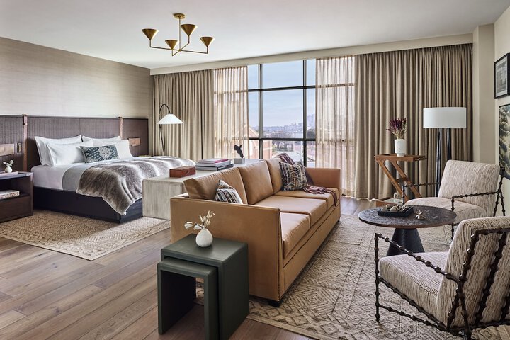 Bowie House Auberge Collection