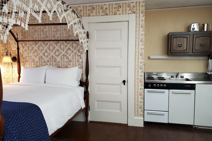 Room 87 of 91
