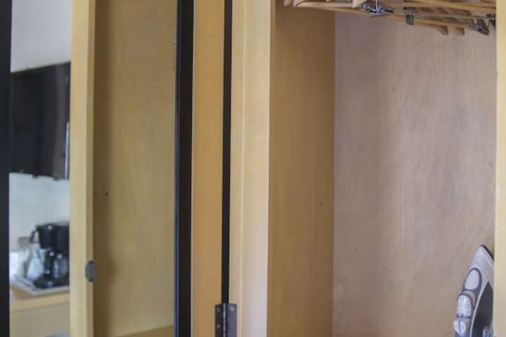 Room 21 of 26