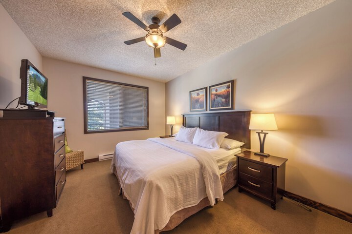 Bighorn Meadows Resort