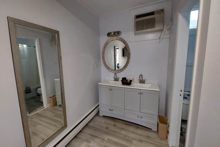 Room 9 of 46