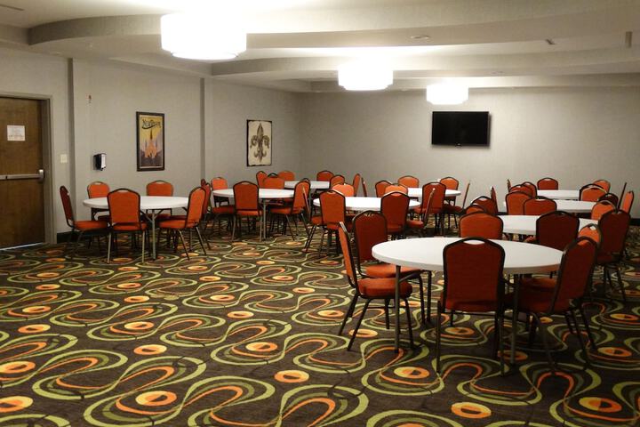 Room 15 of 30