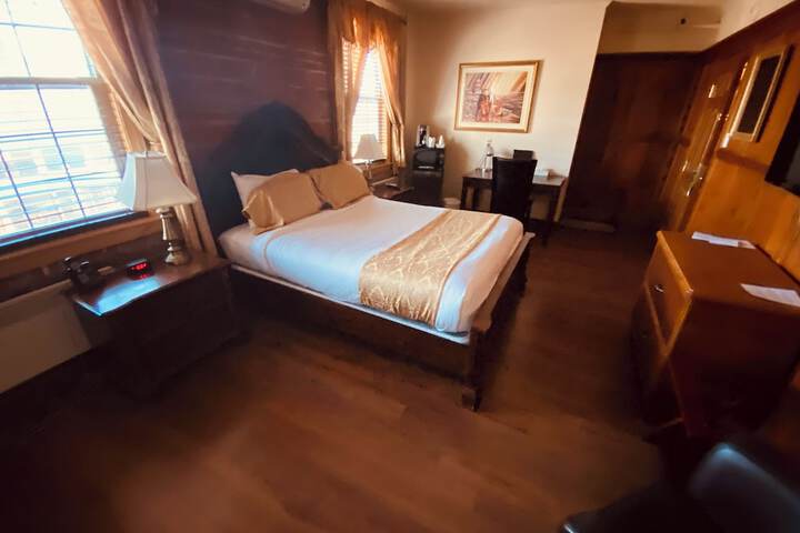 Room 17 of 52