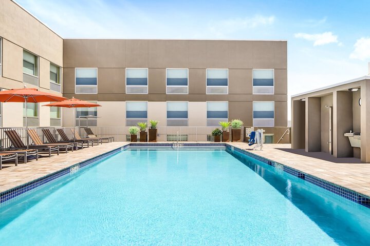 Pool 6 of 41