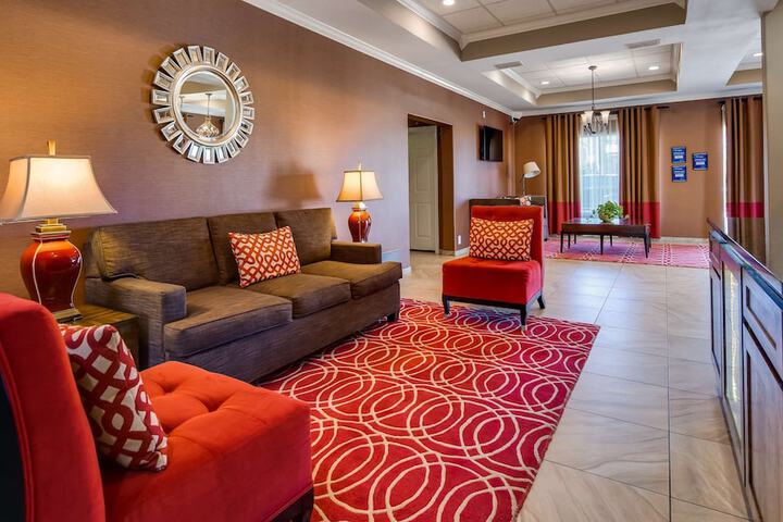 Hotel Interior 6 of 25