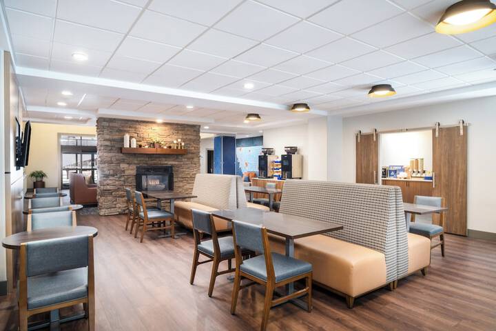 Holiday Inn Express Hotel & Suites Bozeman West by IHG