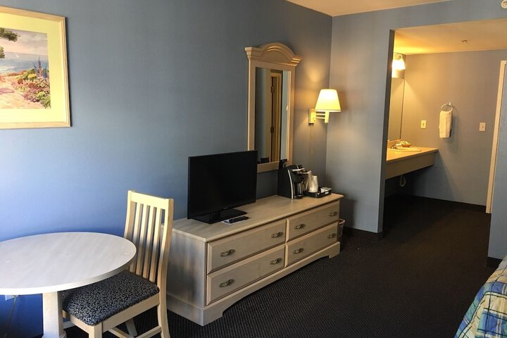Room 22 of 33