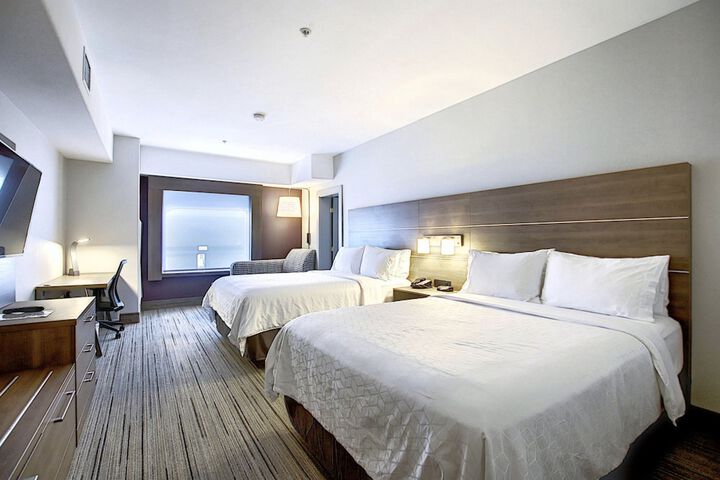 Room 17 of 42