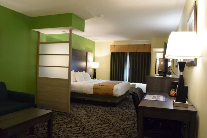 Room 9 of 23