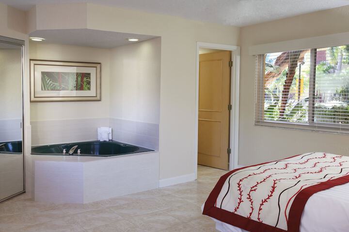 Room 12 of 29