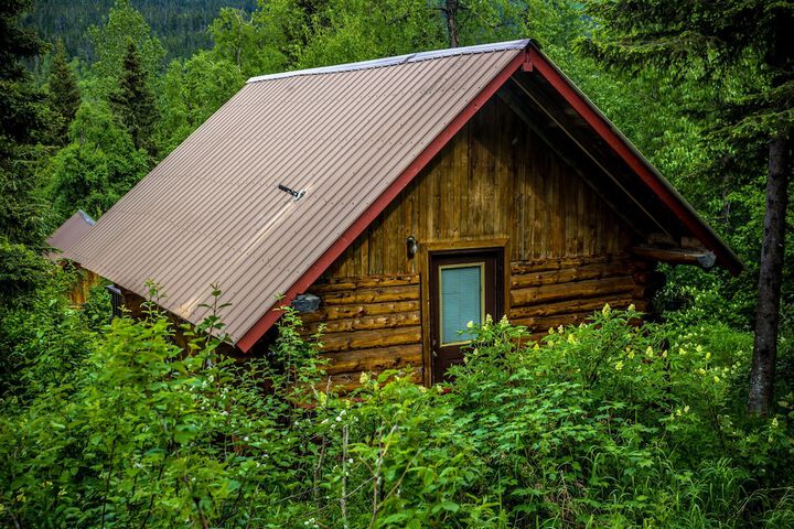 Midnight Sun Log Cabins