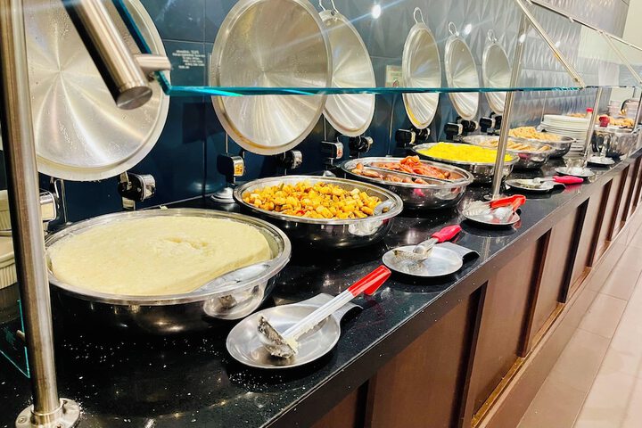 Dining 54 of 62