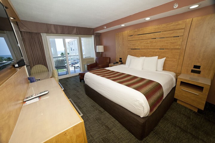 DeSoto Beach Hotel