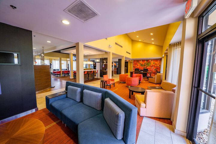 Hotel Interior 11 of 78