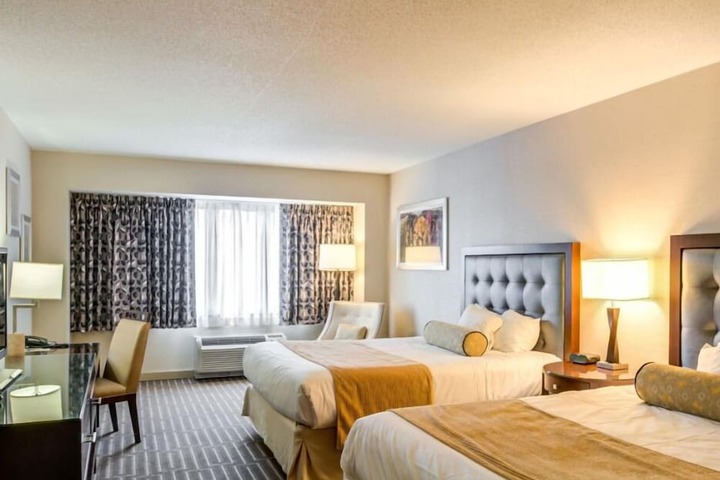 Room 15 of 31