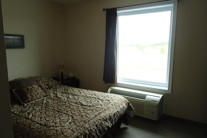 Room 9 of 28