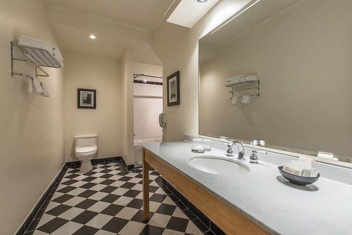 Room 45 of 72