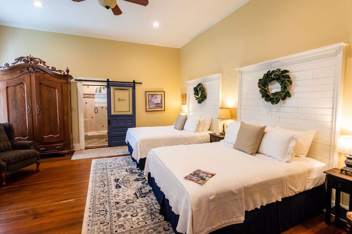 Kennedy Manor B & B