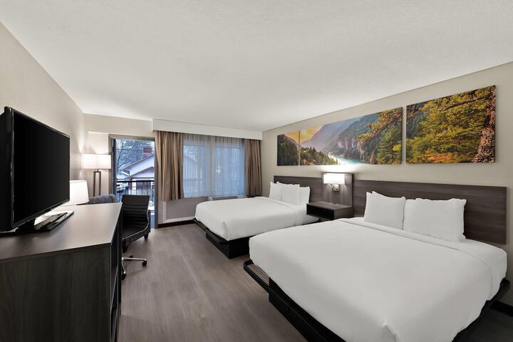 Clarion Pointe Rhinelander Downtown