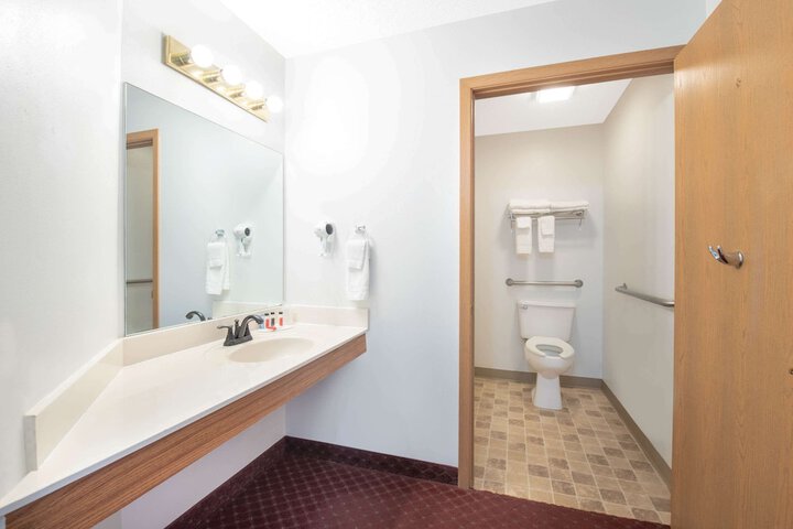 Travelodge by Wyndham Spearfish