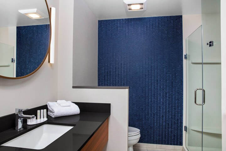 Fairfield Inn & Suites by Marriott Lebanon near Expo Center