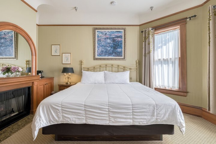 Pacific Grove Inn