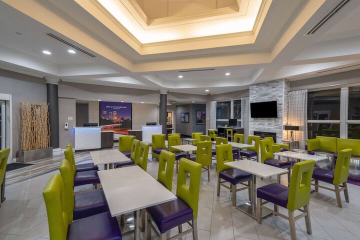 Hotel Interior 10 of 40