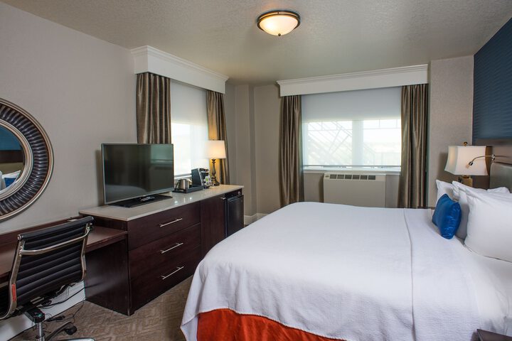 Hotel Alex Johnson Rapid City Curio Collection by Hilton