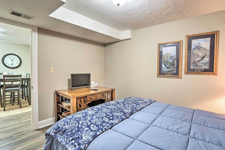 Centrally Located Sturgis Apt on Main St. w / Garage