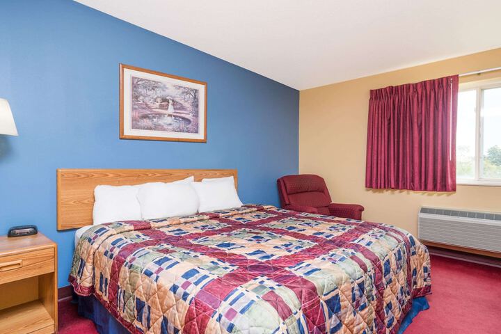 Room 15 of 20