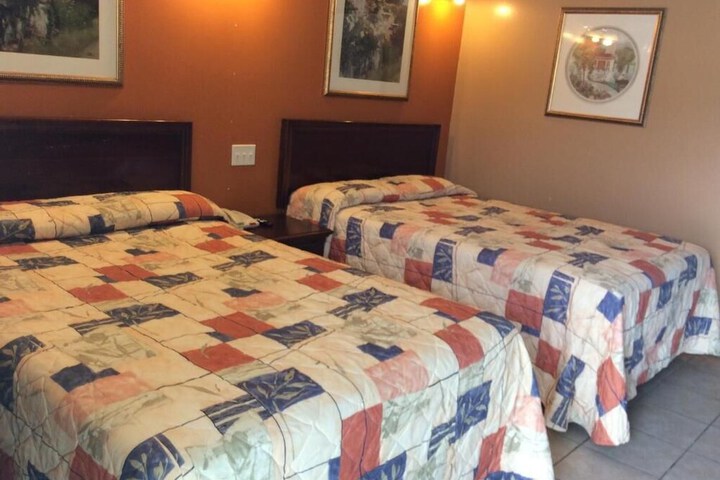 Room 17 of 20