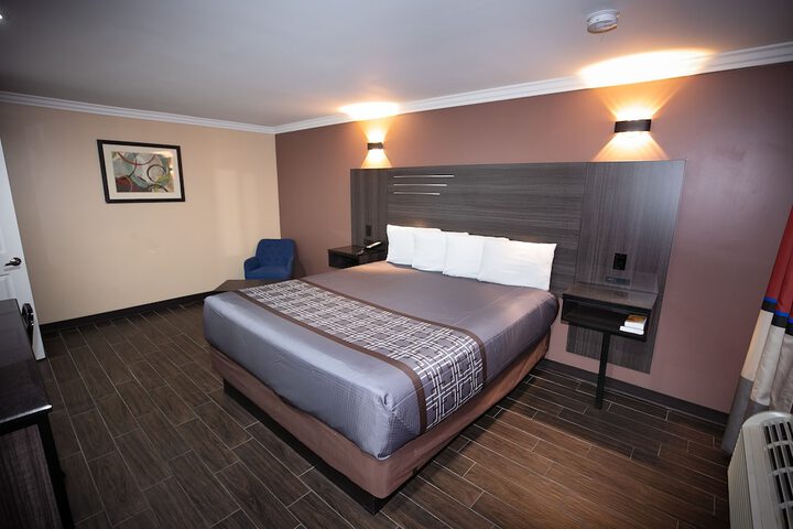 Room 49 of 67