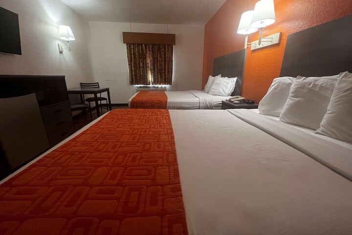 Room 22 of 29
