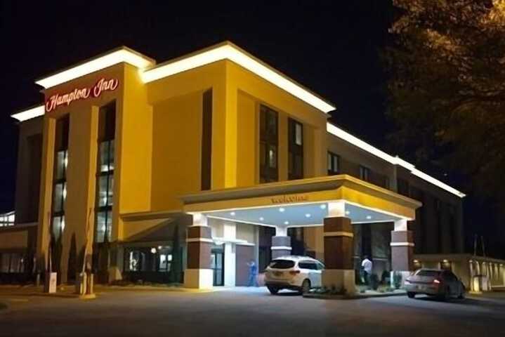 Hotel 2 of 43