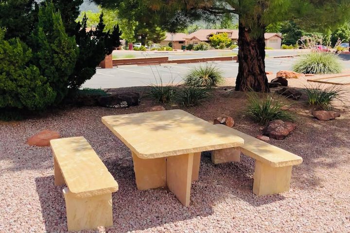 Property Grounds 42 of 48